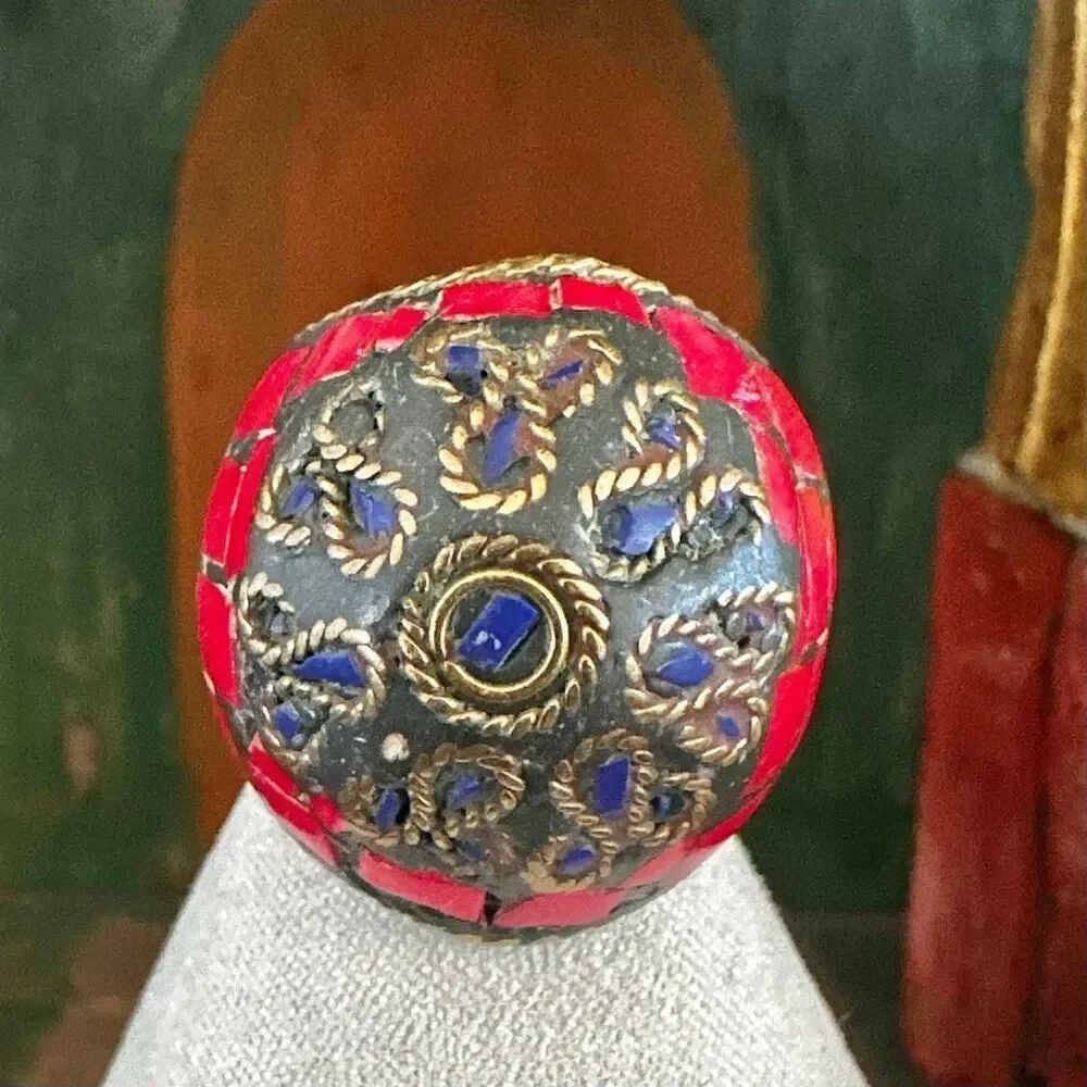 Tribal Nepalese Mosaic Ring – Coral & Lapis Inlay, Brass Setting